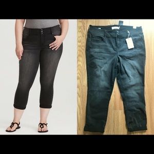 Torrid Skinny Black Cropped Jeans 18 NWT Jeggings